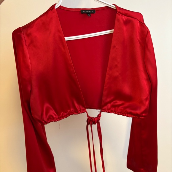 DYNAMITE Callie Wrap Satin cropped blouse - Picture 2 of 7